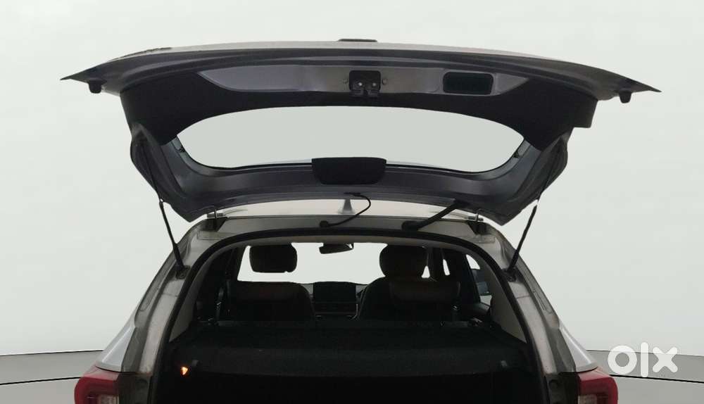 Honda Elevate Zx Cvt, 2023, Petrol