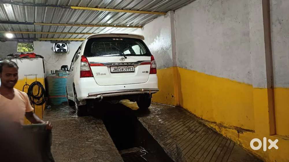 Toyota Innova 2010 Diesel 150000 Km Driven