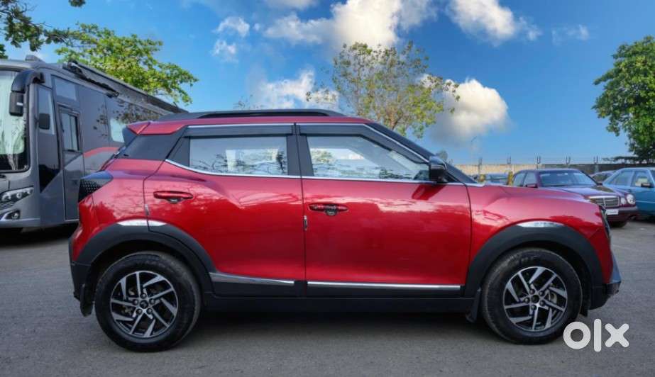 Mahindra Xuv 3xo Ax5l 1.2 Petrol At, 2024, Petrol
