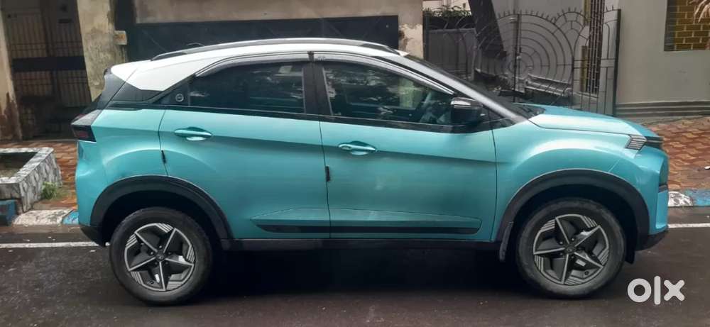 Tata Nexon Creative Plus S 1.2 Revotron Petrol 6 Amt, 2024, Petrol