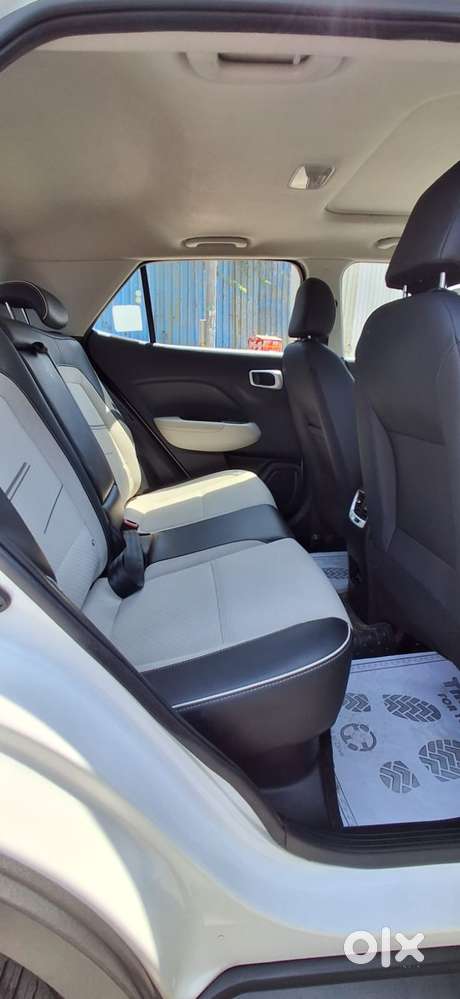 Hyundai Venue 1.0 Sx (o) Turbo Dct, 2022, Petrol