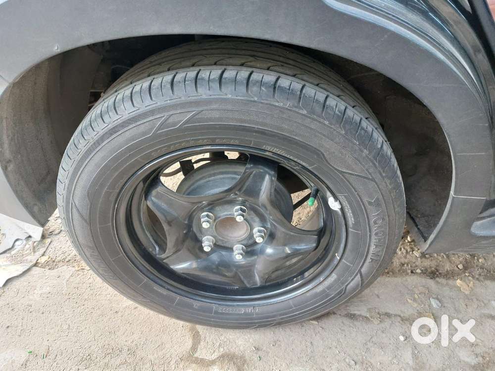 Kia Sonet Petrol 2020
