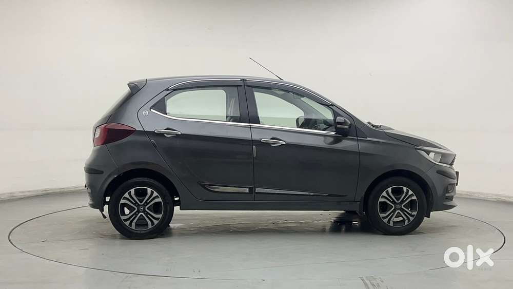 Tata Tiago 1.2 Revotron Xt Option, 2023, Petrol