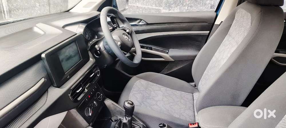 Skoda Kylaq Signature, 2026, Petrol