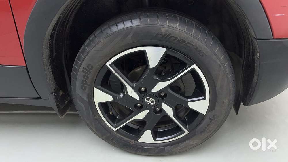 Tata Punch 1.2 Revotron Creative Amt Dual Tone, 2022, Petrol