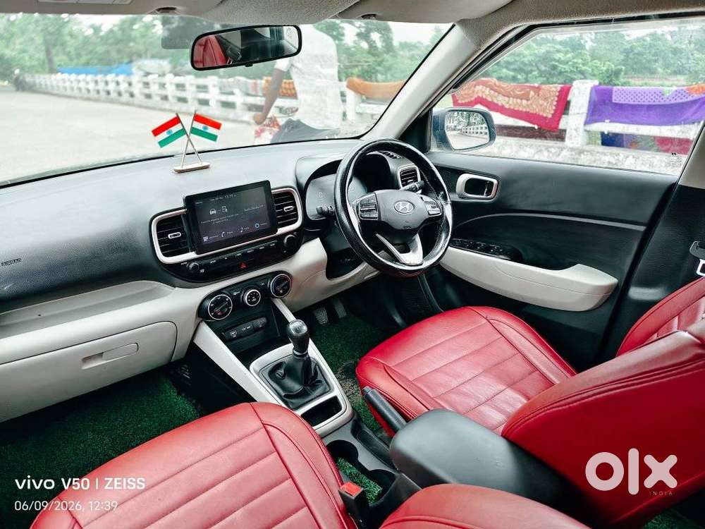 Hyundai Venue 1.2 S (o), 2023, Petrol