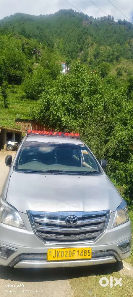 Toyota Innova 2014 Diesel 2nd Owner