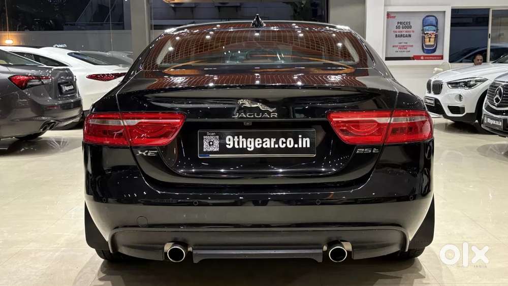 Jaguar Xe Portfolio, 2017, Petrol