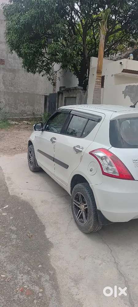 Maruti Suzuki Swift 2013 Diesel 77000 Km Driven