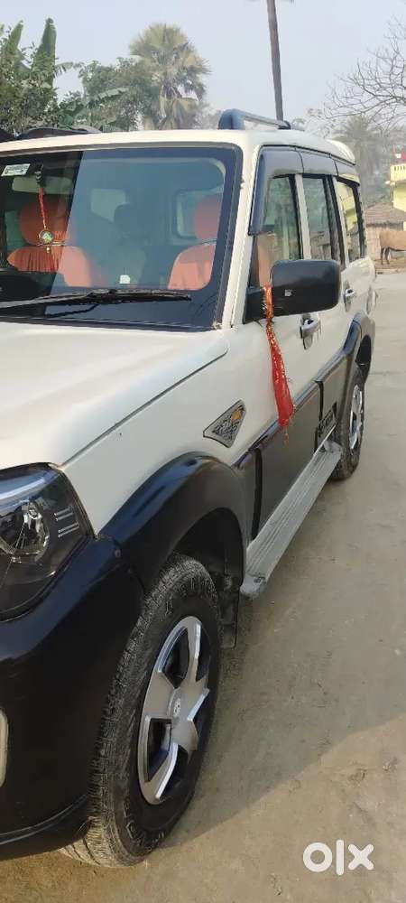 Mahindra Scorpio 2017