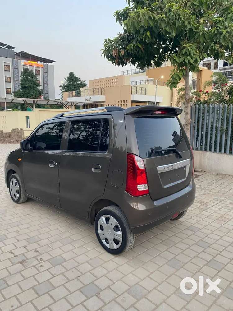•best Condition  •offer - 3,40,000 ( Slightly Negotiable )