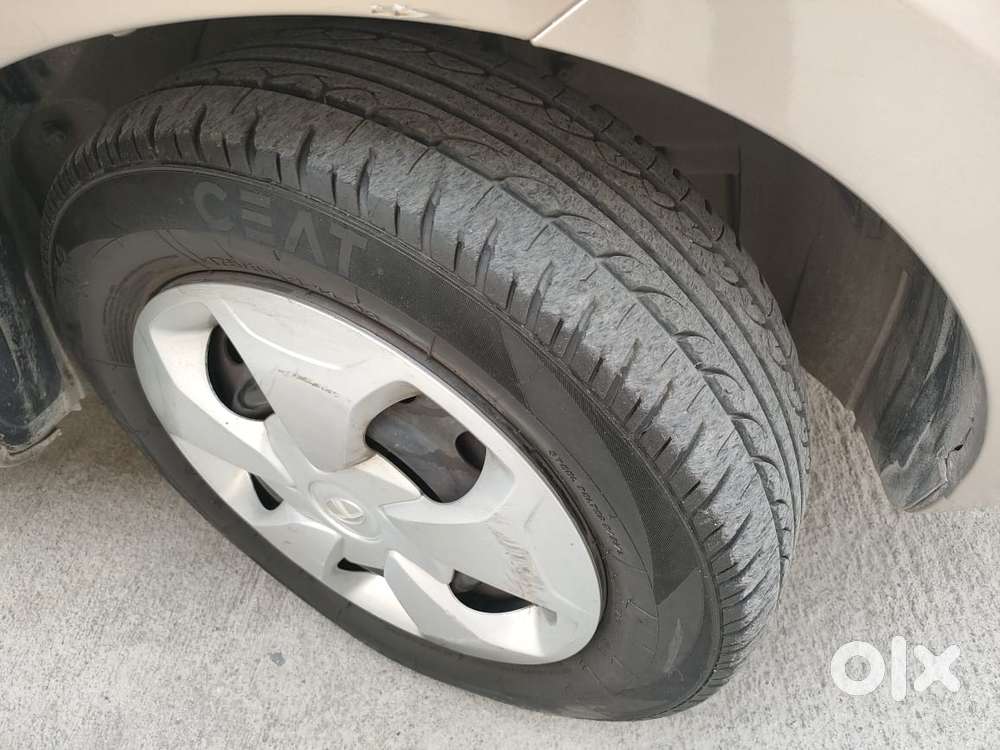 Tata Bolt Revotron Xms, 2015, Petrol