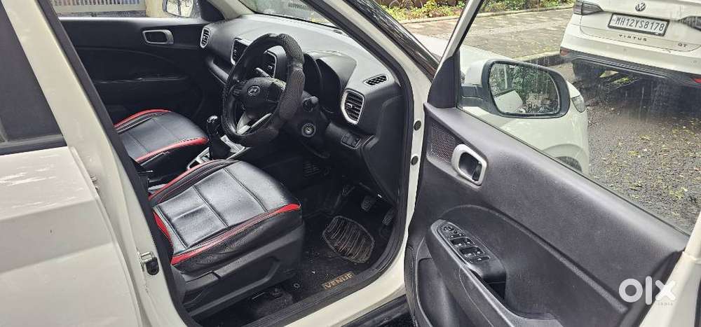 Hyundai Venue S, 2019, Petrol
