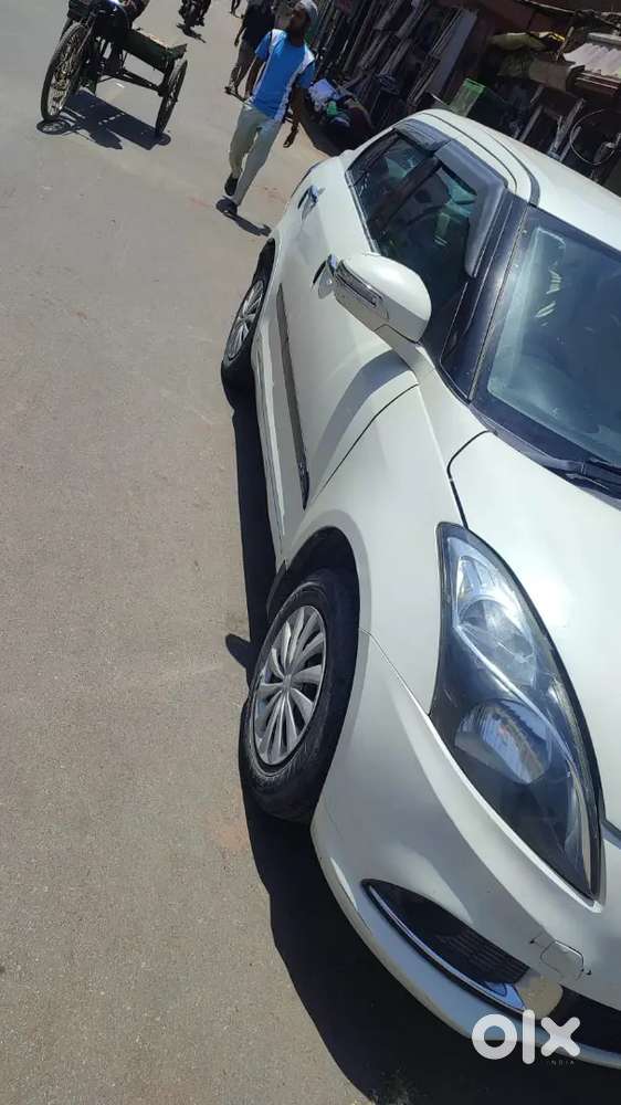 Maruti Suzuki Dzire 2016 Diesel 80000 Km Driven