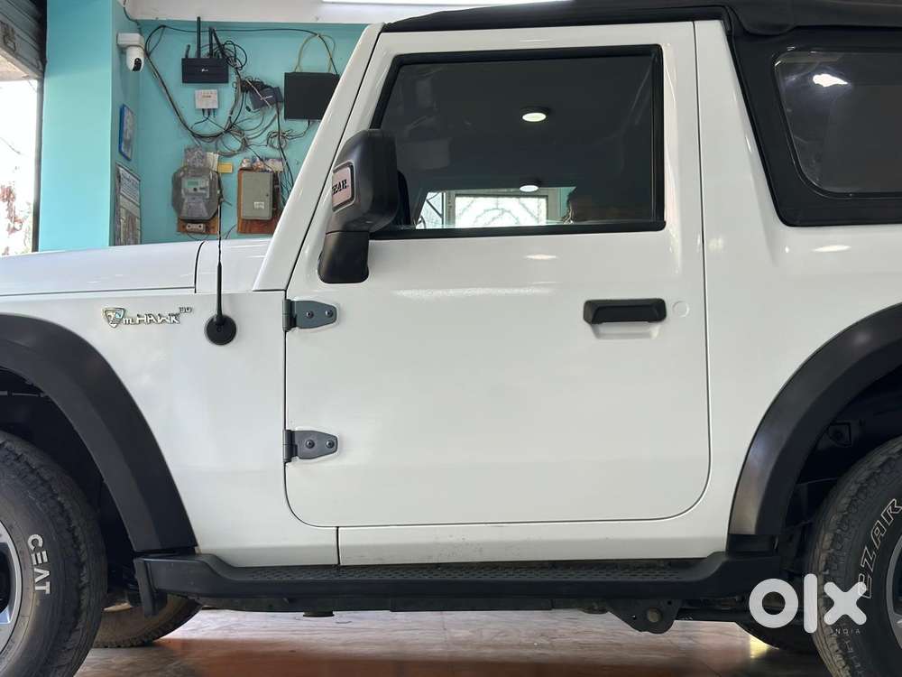 Mahindra Thar Lx 4-str Convertible At, 2022, Diesel