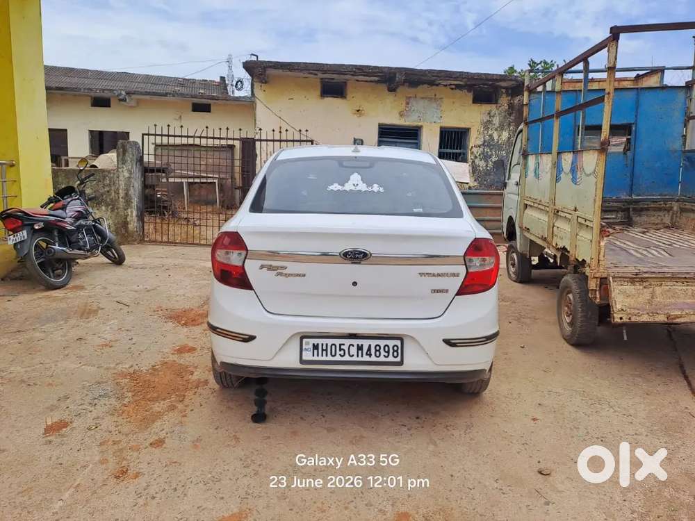 Ford Figo Aspire 2015 Diesel 75000 Km Driven