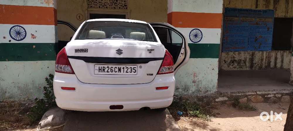Maruti Suzuki Swift Dzire 2015 Diesel 136000 Km Driven