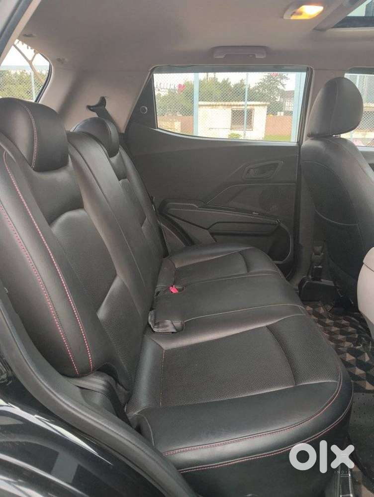 Mahindra Xuv300 W6, 2023, Petrol