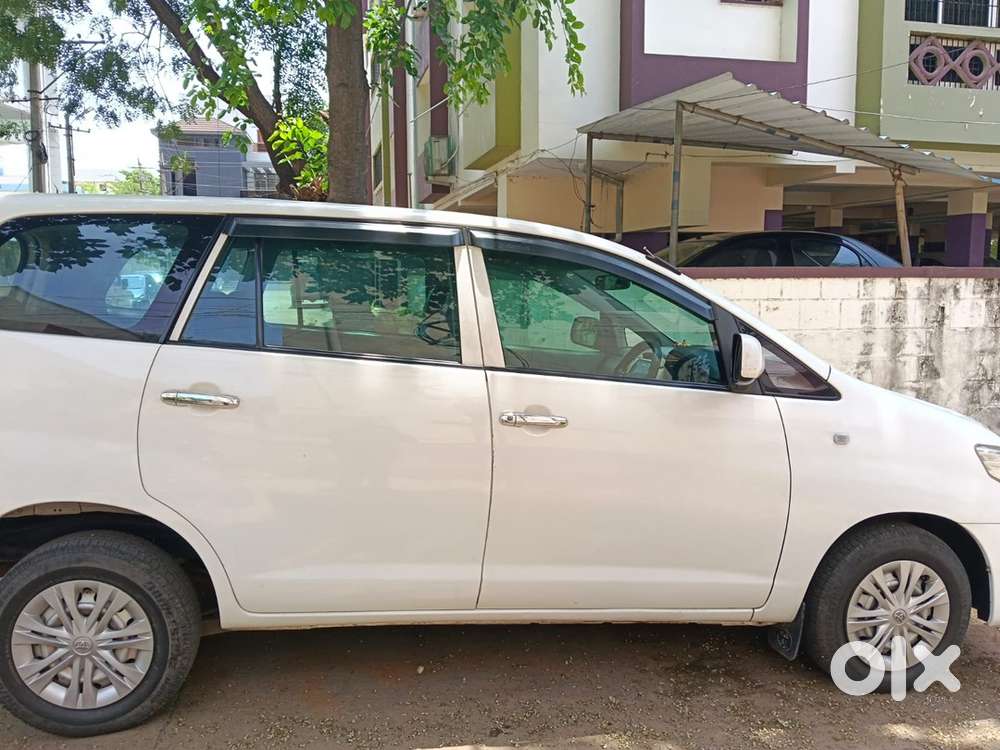 Toyota Innova Diesel 2016 Model