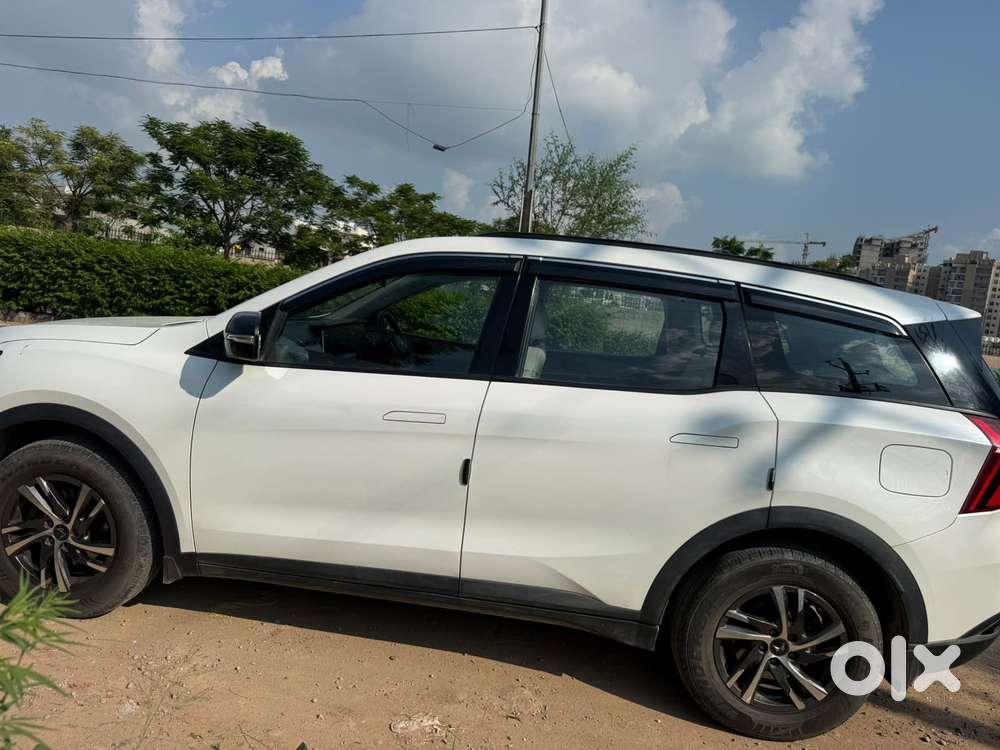 Mahindra Xuv700 2.2 Ax 5 Diesel Mt 7 Str, 2023, Diesel