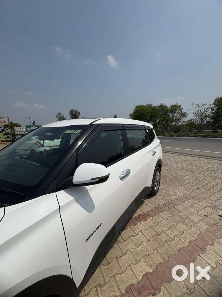 Kia Carens 2025 Diesel Well Maintained