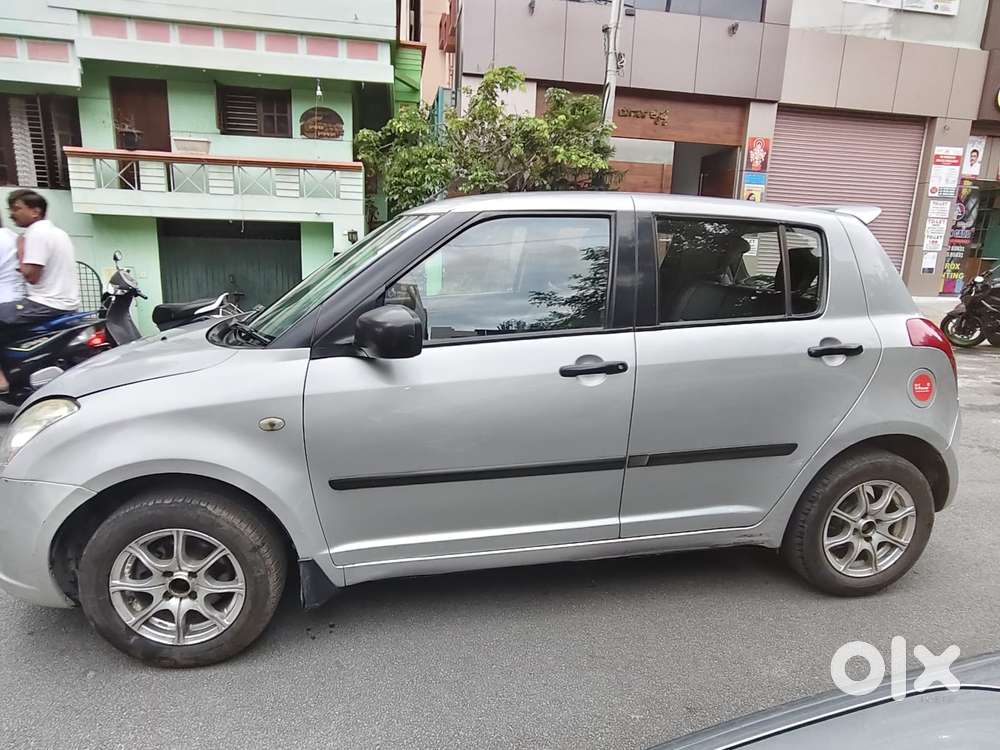 Maruti Suzuki Swift Vxi + Manual, 2007, Petrol