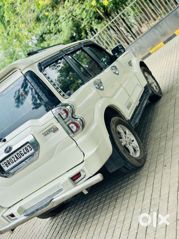 Mahindra Scorpio S10, 2016, Diesel