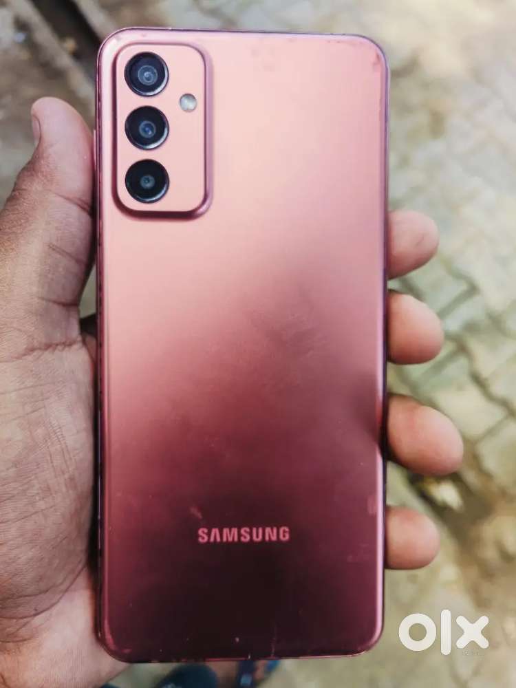 Samsung f23 5g  5200rs