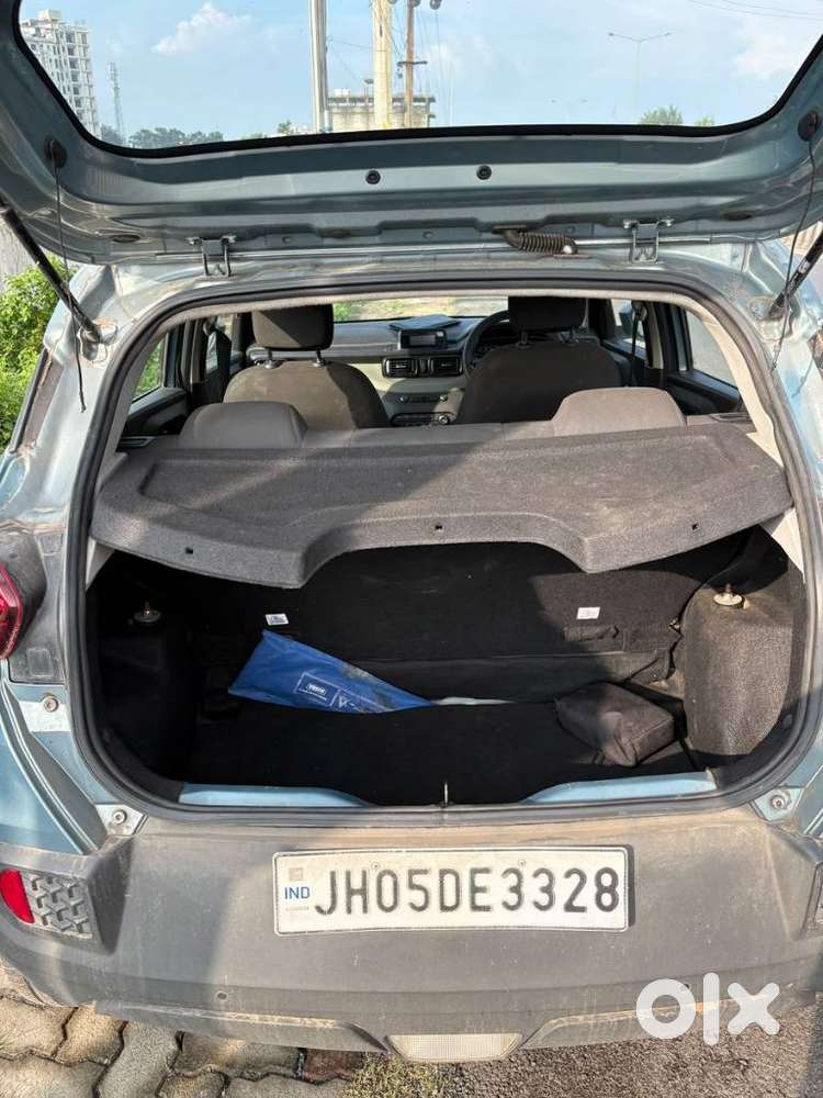Tata Punch 1.2 Revotron Adventure Rhythm Pack Mt, 2022, Petrol