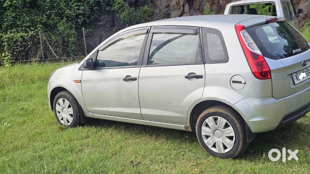 Ford Figo Petrol Zxi, 2012, Petrol