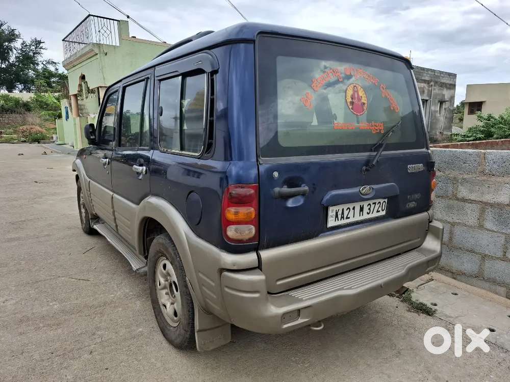 Mahindra Scorpio Classic 2005