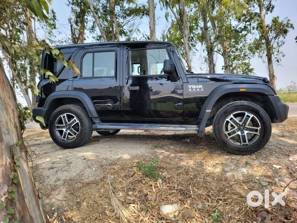 Mahindra Thar Roxx 2025 Diesel Manual