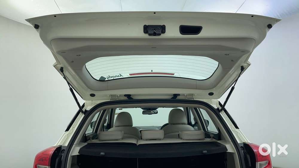 Mahindra Xuv300 W8 (o) 1.5 Diesel Amt, 2021, Diesel