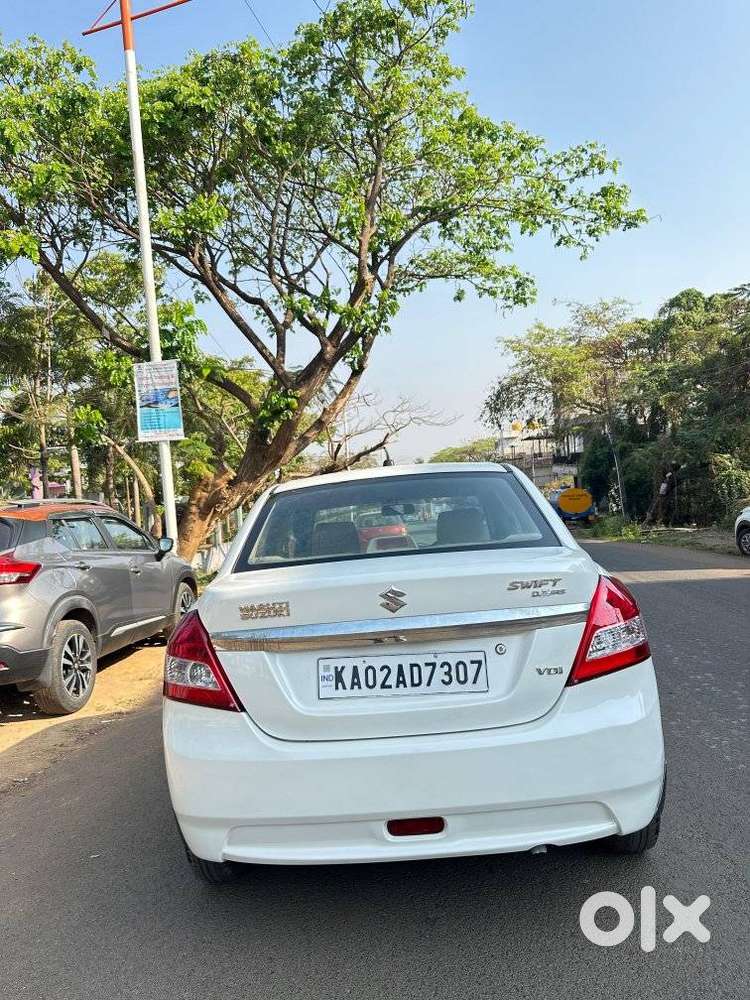 Maruti Suzuki Swift Dzire Vdi Bsiv, 2014, Diesel