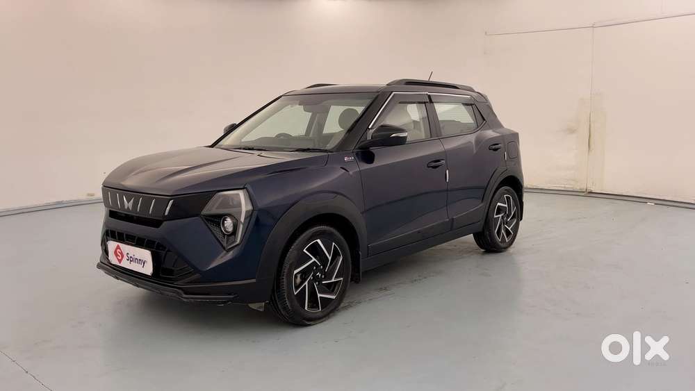 Mahindra Xuv 3xo Ax7l 1.2 Petrol At (pg), 2025, Petrol