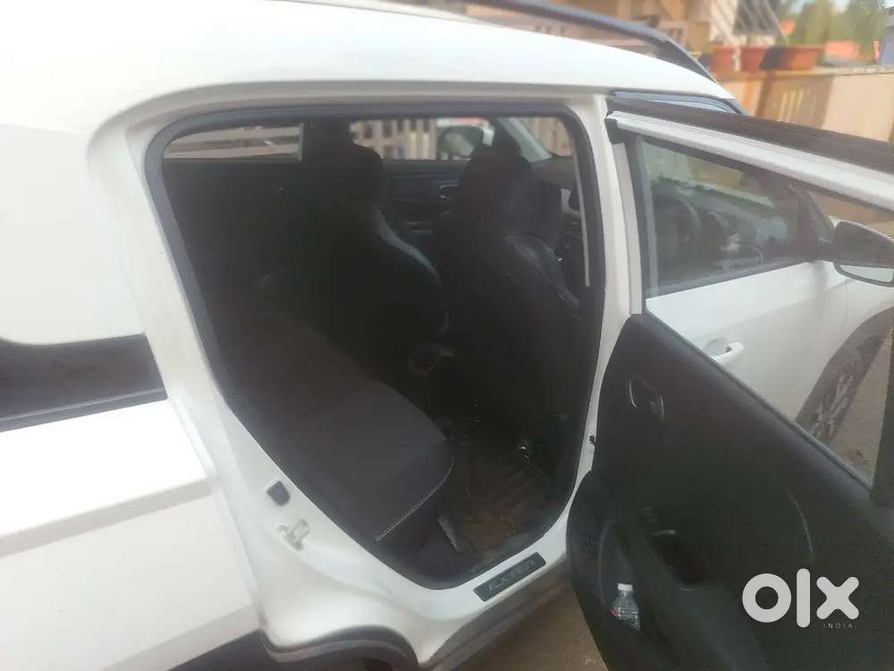 Hyundai Exter 2024 Petrol 3500 Km Driven