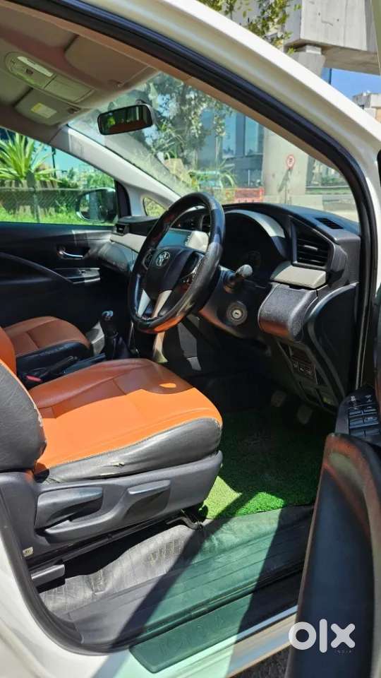 Toyota Innova Crysta [2020-ongoing] 2.4 Gx 7 Str, 2021, Diesel