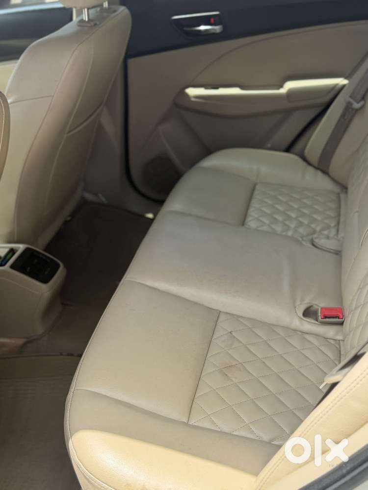 Maruti Suzuki Swift Dzire Vxi(o) Mt, 2017, Petrol
