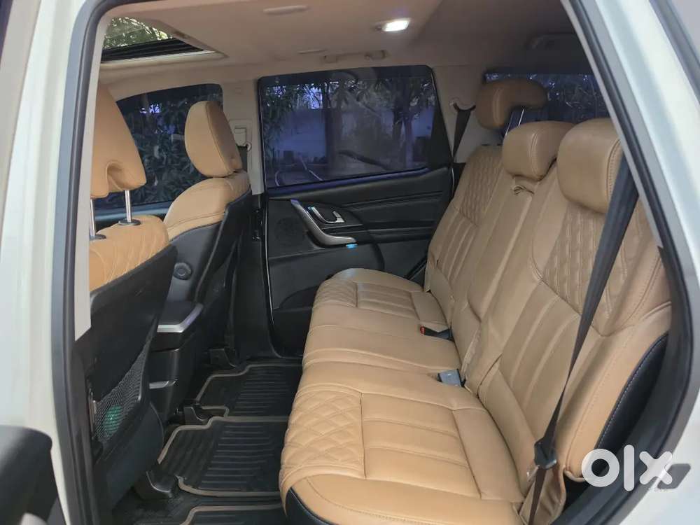 Mahindra Xuv500 W11.2018 (december)