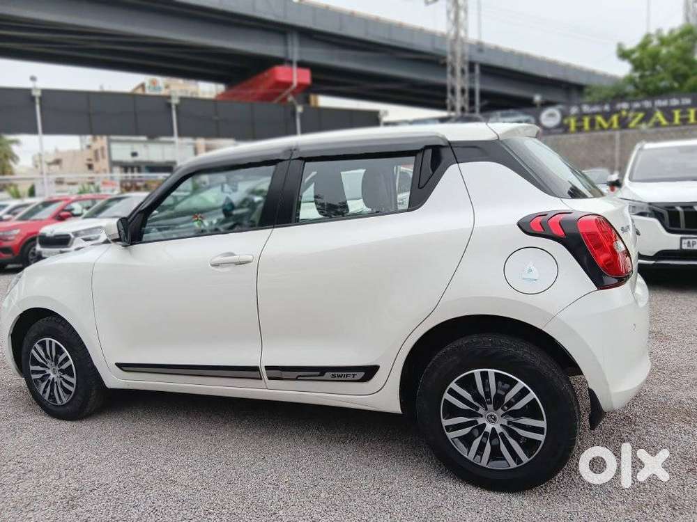 Maruti Suzuki Swift 1.2 Vxi (o), 2022, Petrol