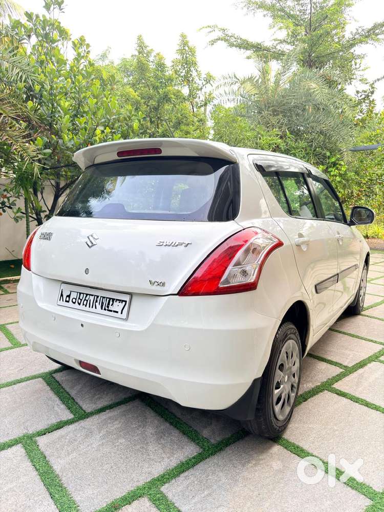 Maruti Suzuki Swift 1.2 Vxi (o), 2014, Petrol