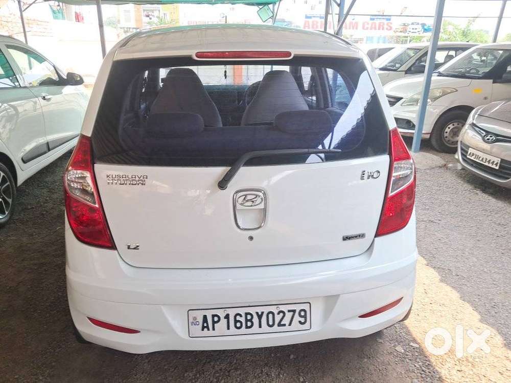 Hyundai I10 Sportz, 2011, Petrol