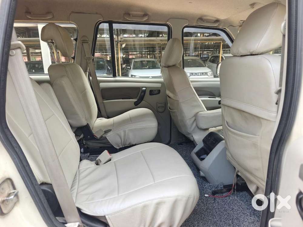 Mahindra Scorpio S10 7 Seater, 2015, Diesel