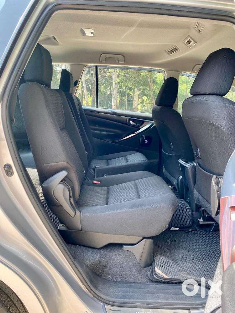 Toyota Innova Crysta