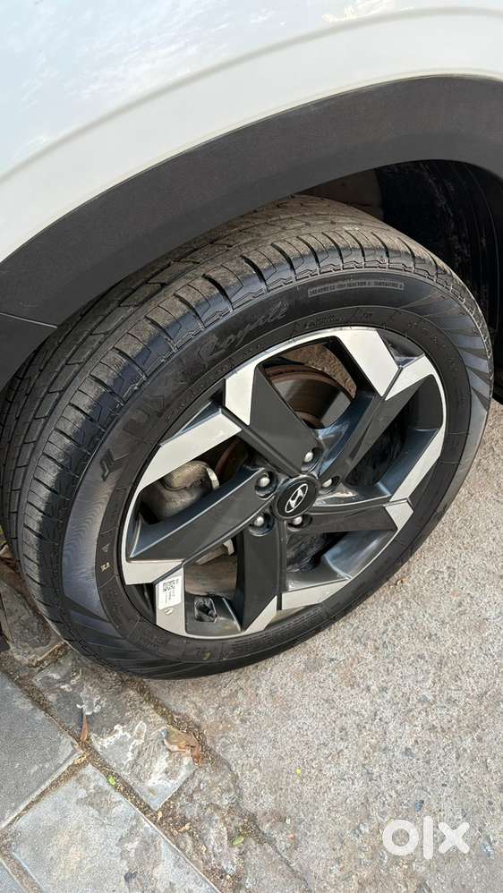 Hyundai Alcazar 2023 Diesel Well Maintained