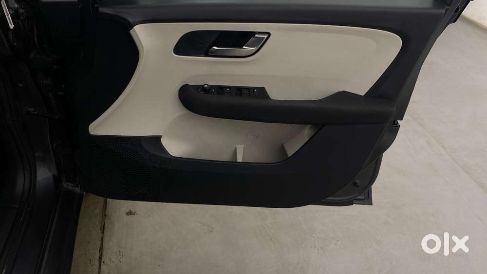 Tata Altroz Xz, 2021, Petrol