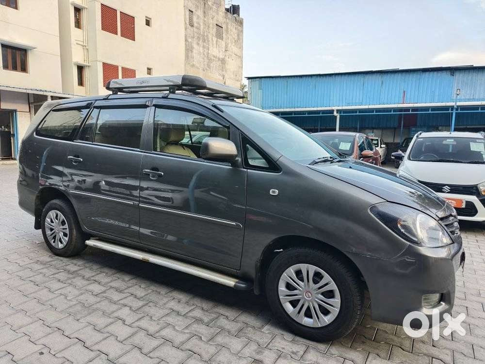 Toyota Innova 2.5 Gx 7 Str Bs-iii, 2011, Diesel