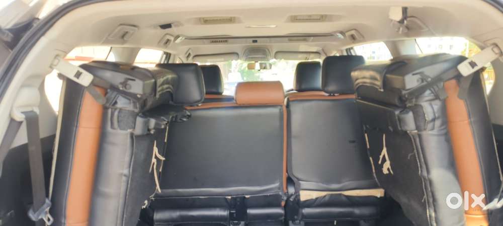 Toyota Innova Crysta 2.4 V 8 Str, 2017, Diesel