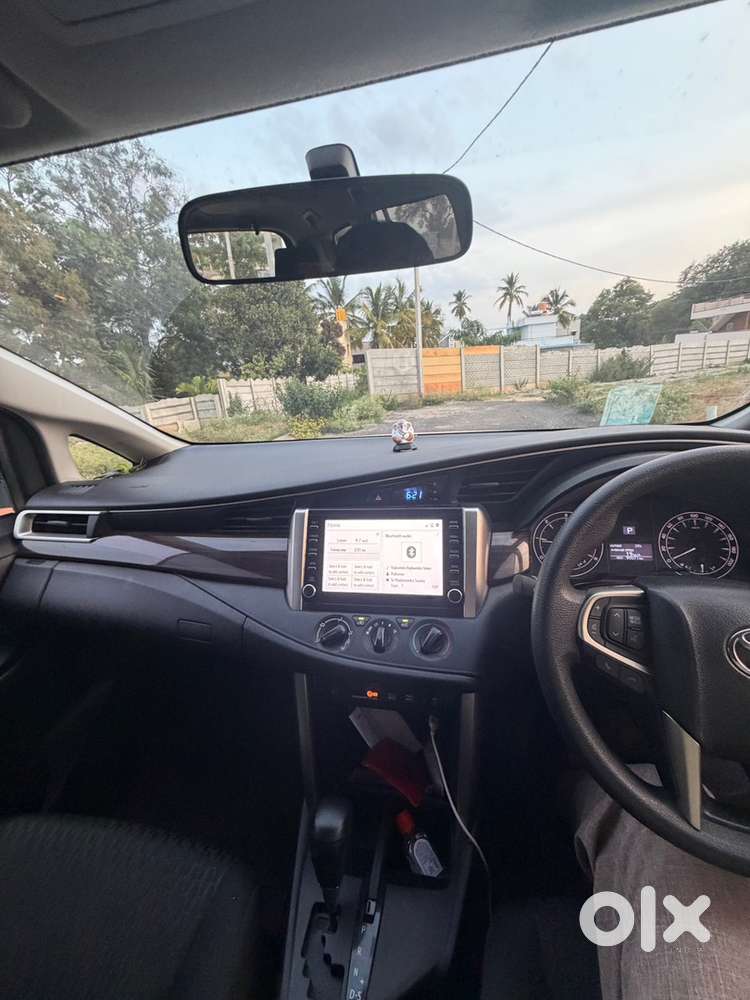Toyota Innova 2022 Diesel 90000 Km Driven