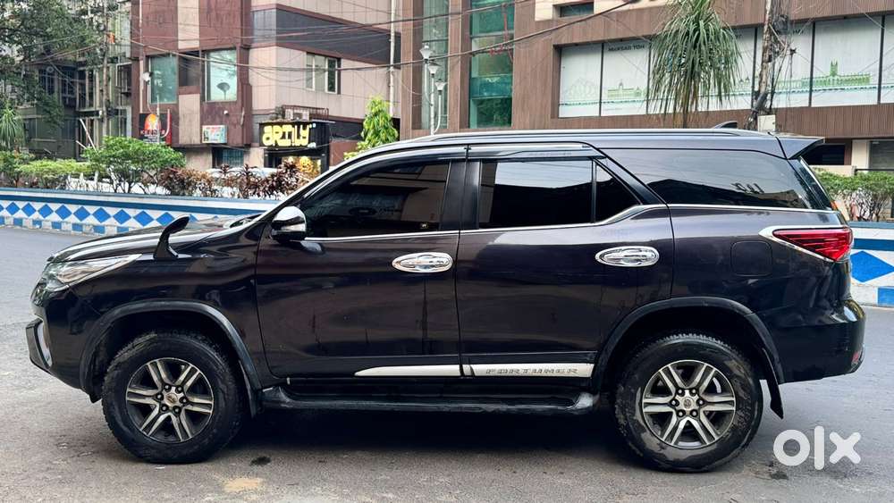 Toyota Fortuner 2.8 At Celebratory Edition, 2016, Diesel